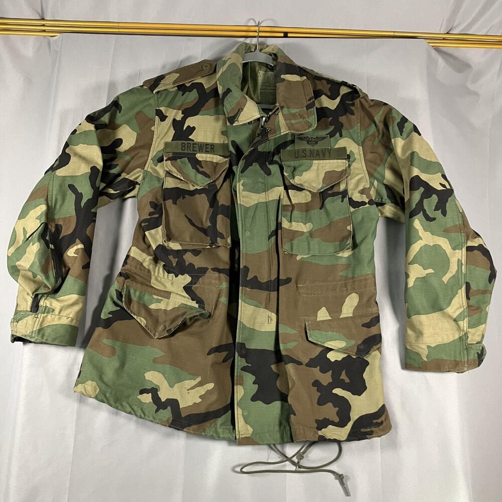 Vintage US Navy Woodland Camo Field Jacket Mens Medium‎ Regular Cold Weather 90s